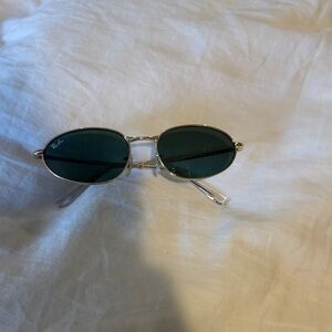 Ray-Ban Gold Frame Sunglasses with Dark Green Lenses
